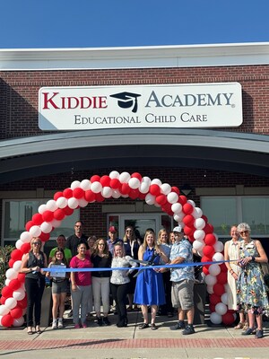 Kelly Harper and Chris Grahn are the new owner-operators of Kiddie Academy of New Lenox, Ill.