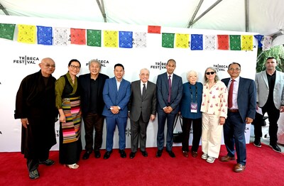 Kundun cast and filmmakers on the red carpet
