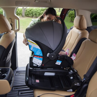 A first of its kind car seat design that makes it easier than ever to get baby in and out of the car