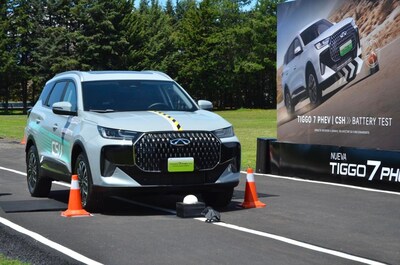 TIGGO7 CSH Undergoing Battery Scrape Challenge (PRNewsfoto/Chery Automobile Co., Ltd.)