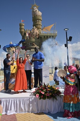 Carnival Cruise Line President Christine Duffy, Carnival Corporation CEO Josh Weinstein, Chief Fun Officer Shaquille O’Neal and Carnival Vista Captain Paolo Severini turned the key that “unlocked” the gates to the iconic 10-story Suncastle, home to two thrilling racing waterslides.