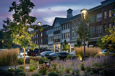 Darien Commons in Darien, CT is one of the destinations expected to feature Mercedes-Benz HPC installation.