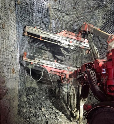 Jumbo Bolting (CNW Group/Foran Mining Corporation)