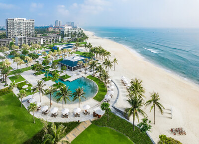 Experience Vietnam's premier multi-generational destination where 49 acres of tropical gardens meet over 700 meters of pristine beachfront at award-winning Hyatt Regency Danang.