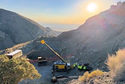 Figure 1: Fondaway Canyon - First drill hole of 2025 drill program (source: Foraco Drilling) (CNW Group/Getchell Gold Corp.)