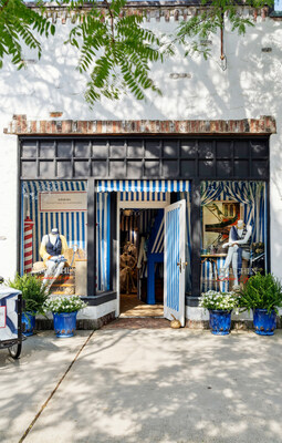 J.McLaughlin Cabana Life: Southampton Storefront
