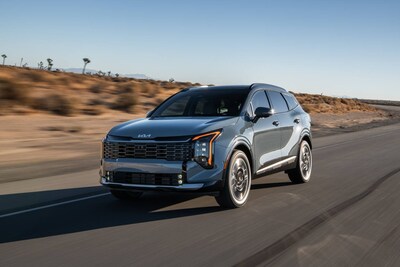 Kia America announced pricing on the 2026 Sportage Hybrid.