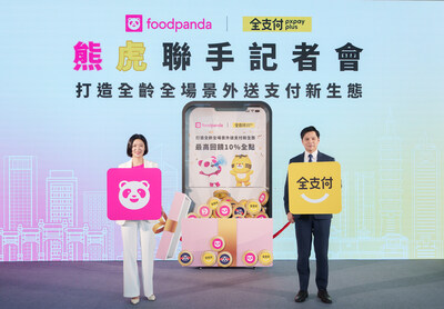 foodpanda General Manager Eva Huang; PXPay Plus General Manager Kenneth Yu
