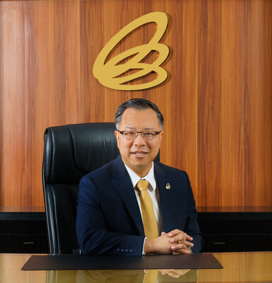 Mr. Narit Therdsteerasukdi, Secretary General of the BOI, announced that investment promotion applications for the first half of 2025 rose 139% year-on-year to a record 1.06 trillion baht (USD 32.5 billion), driven by a 20-fold increase in digital sector investments and continued growth in the E&E and rail infrastructure sectors.