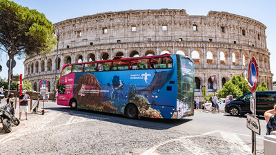 A Rome city tour bus featuring a “Wonderful Indonesia” advertisement passes by the iconic Colosseum, promoting Indonesia's tourism throughout July 2025 A Rome city tour bus featuring a “Wonderful Indonesia” advertisement passes by the iconic Colosseum, promoting Indonesia's tourism throughout July 2025