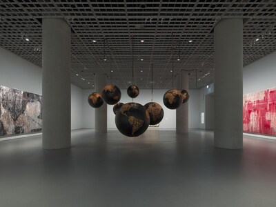 Amorepacific Museum of Art Mark Bradford: Keep Walking Exhibition Gallery