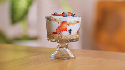 Fruity Oatmeal Yogurt Parfaits Fruity Oatmeal Yogurt Parfaits