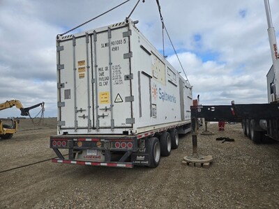 Figure 1 – Final major process equipment skid arriving at the Project Aurora Demonstration Plant (CNW Group/EMP Metals Corp.)