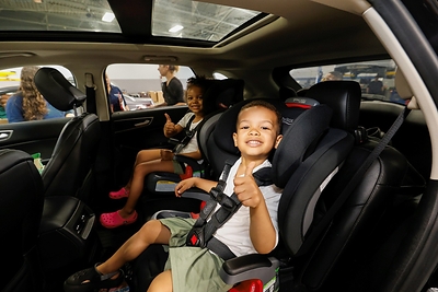 Children are properly secured in car seats during a car seat safety event with Lurie Children’s at Wilkins Hyundai in Elmhurst, Ill., on June 6, 2026. (Photo/Hyundai)
