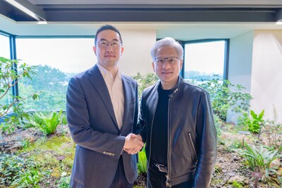 On the 8th of June, Kwang Mo Koo, Chairman and CEO of LG Corp.(left) and Jensen Huang, founder and CEO of NVIDIA(right), pose for a photo at the LG Twin Towers in Yeouido, Seoul