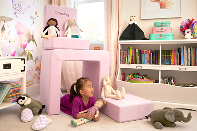 New from Nugget®, Smore is a modular, playwithableTM chair kids can take apart, rebuild, and use.