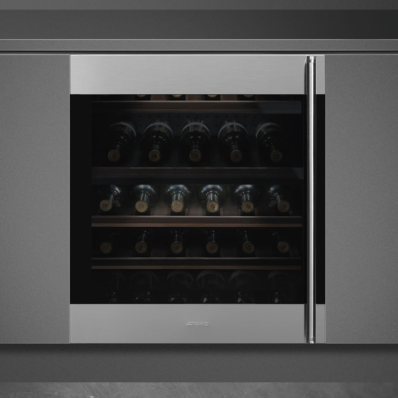 SMEG Under Counter Wine Cooler