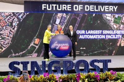From left to right: Chairman Ms Teo Swee Lian, Minister for Digital Development and Information of Singapore Mrs Josephine Teo, and SingPost CEO Mr Mark Chong during the launch of SingPost’s new automated sortation facility