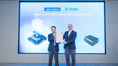 DEKRA CEO Stan Zurkiewicz (right) presents the IEC 62443-4-2 Attestation of Conformity to Miller Chang, President of Advantech’s Embedded Sector (left).