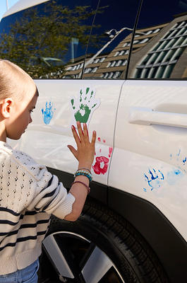 Hyundai Hope on Wheels Handprint Ceremonies in Quebec and Montreal