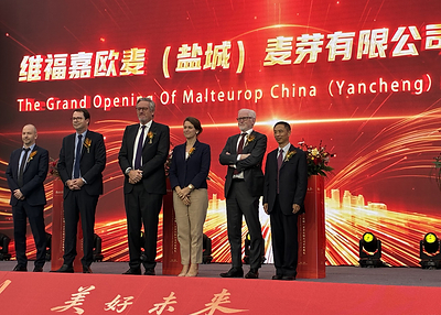 Inauguration in the presence of the local Chinese authorities: Julien Roy, Regional Director for Strategy and Development, Asia-Pacific, Malteurop; Guillaume Mothe, Managing Director of VIVESCIA Group; Christoph Büren, President of VIVESCIA Group; Isis Jaraud-Darnault, French Consul General in Shanghai; Olivier Hautin, Managing Director of VIVESCIA Ingredients’ Malting Business; Zhenglong Yang, Managing Director of Malteurop China.  Photo credit : Malteurop