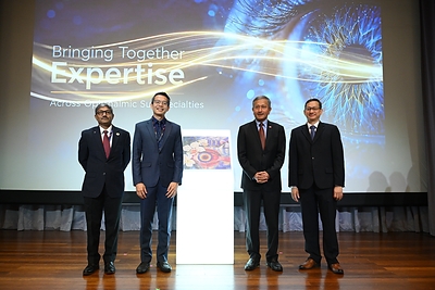 At the NUH International Ophthalmology Scientific Congress 2026, with Dr Vivian Balakrishnan, Minister for Foreign Affairs (second from right) as Guest-of-Honour