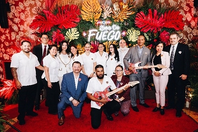 Seminole Hard Rock Hotel & Casino’s dedicated bilingual dealers and hosts celebrate the launch of Zona de Fuego on Oct. 9, 2026.