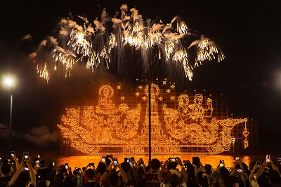 Nakhon Phanom Illuminated Boat Procession reflects generations of faith, local craftsmanship and riverside tradition. As a Signature Thailand Event moving towards “Must-Experience in Thailand” status, the celebration supports TAT’s Night Economy direction by encouraging visitors to stay longer and experience more of the province. Nakhon Phanom Illuminated Boat Procession reflects generations of faith, local craftsmanship and riverside tradition. As a Signature Thailand Event moving towards “Must-Experience in Thailand” status, the celebration supports TAT’s Night Economy direction by encouraging visitors to stay longer and experience more of the province.