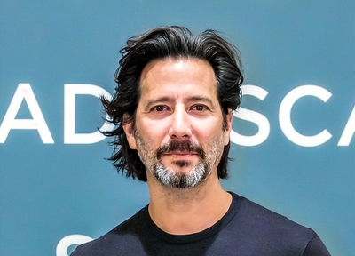 Henry Ian Cusick (b. Peru) guest filmmaker at the 2026 New American Perspectives program at HIFF. Photo courtesy of HIFF.